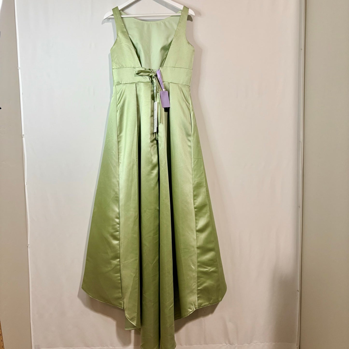 Miss Veil Hi Low Gown Dress Flower Detail Scoop Neck Formal Green Small NWT