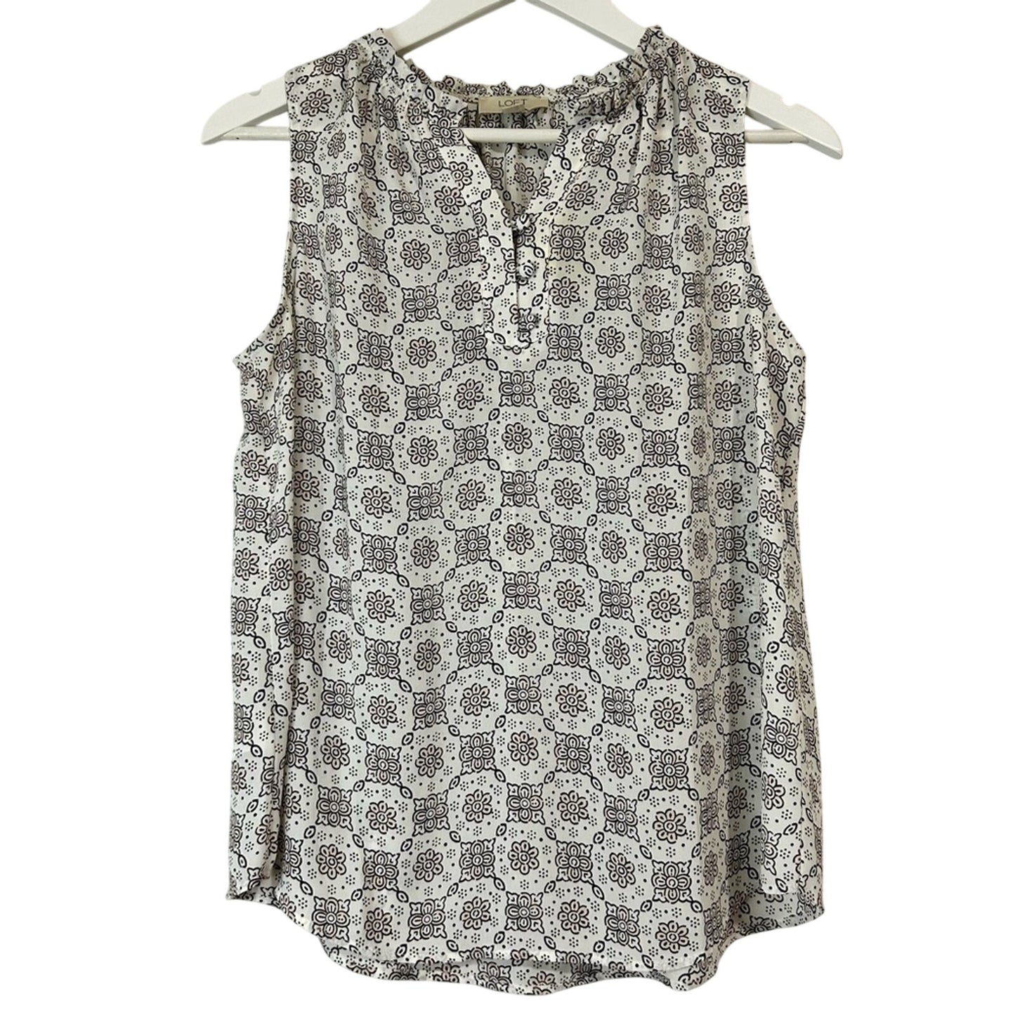 Loft Outlet Women’s Sleeveless Ruffle Neck Print Blouse White Pink Size M P EUC
