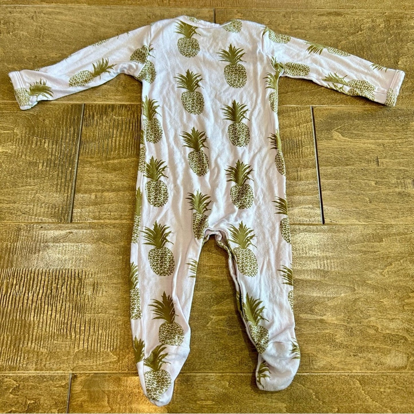 Kate Quinn Infant Girls Long Sleeve Pineapple Print Sleeper Purple 0-3 M EUC
