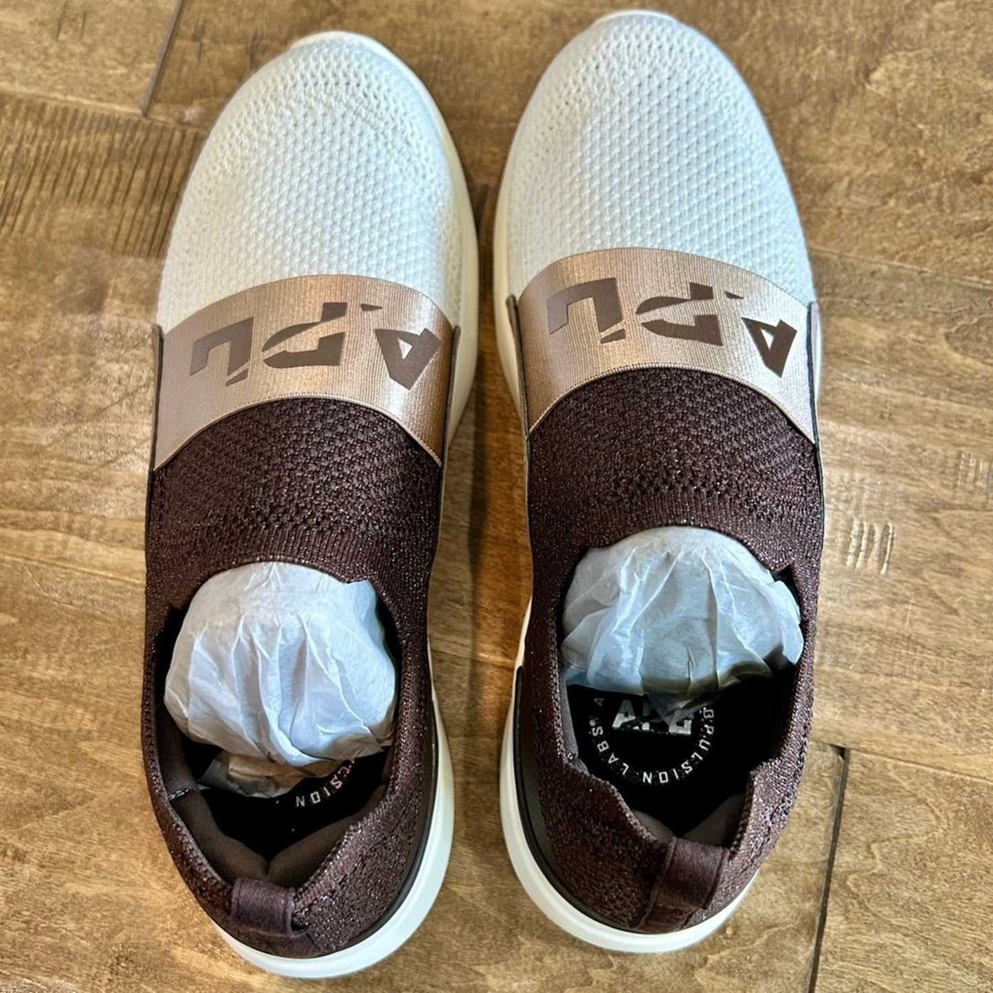 APL Women’s TechLoom Bliss Shoes Metallic Brown Tan White Size 6.5 Brand New