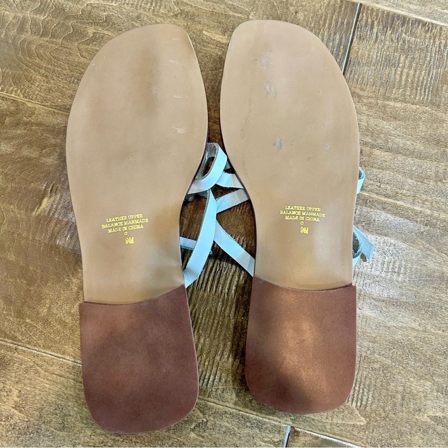 Nine West Women’s Leather Strappy Sandals White Size 9 EUC Summer Girly Outdoor