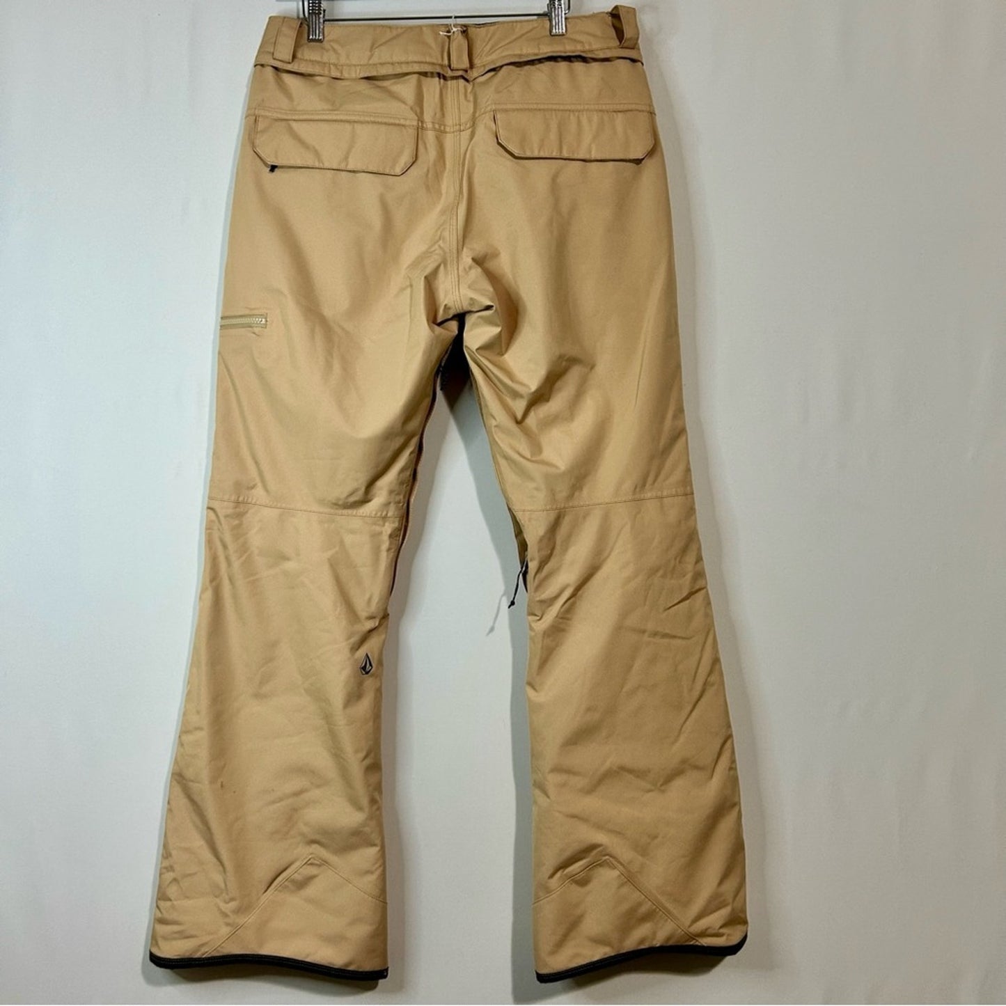 Volcom Women’s Knox Insulated Gore-Tex Snowboard Pants Sand Tan Size Large NWT