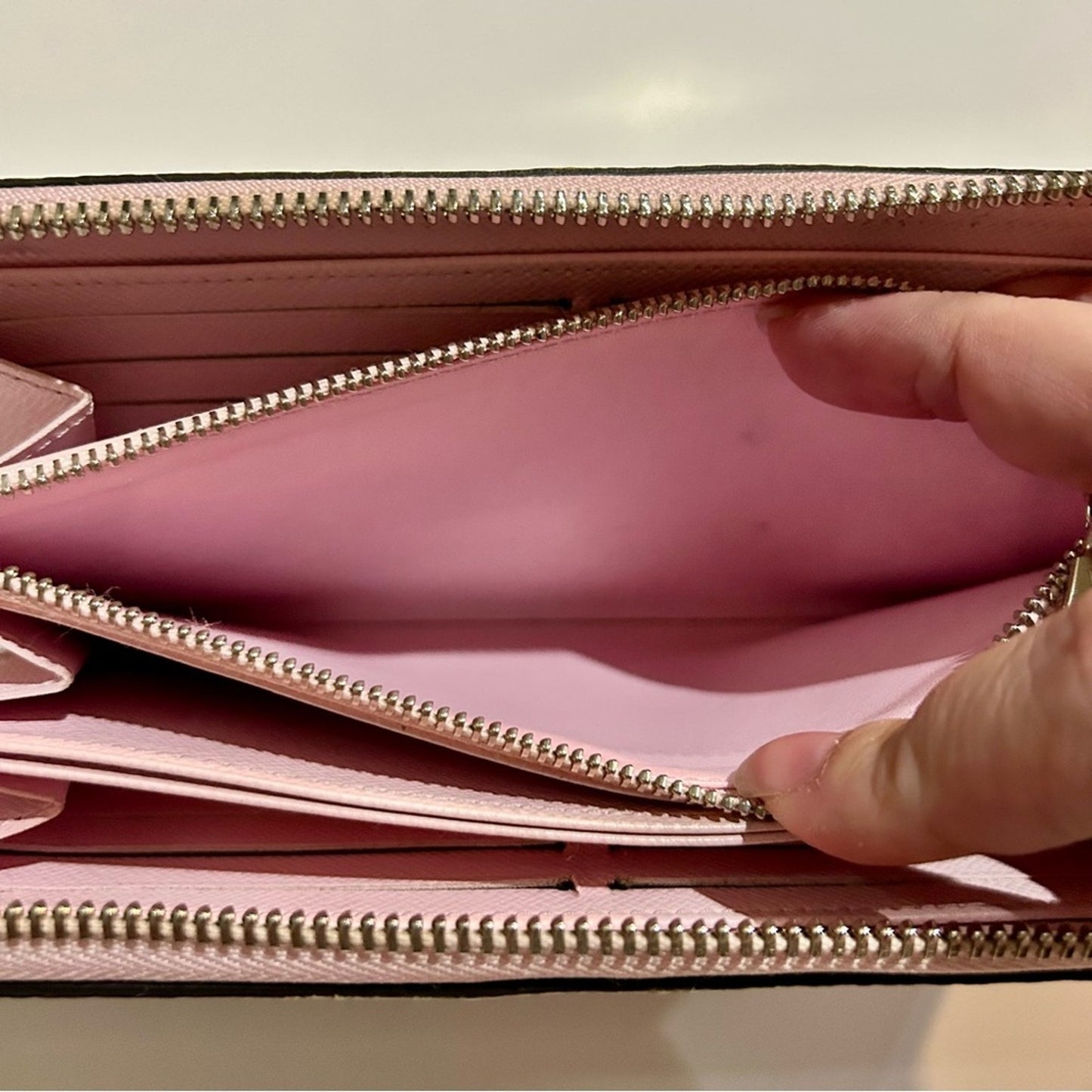 Louis Vuitton Monogram Escale Zippy Wallet Pastel Tie Dye w/ Dust Bag Box EUC