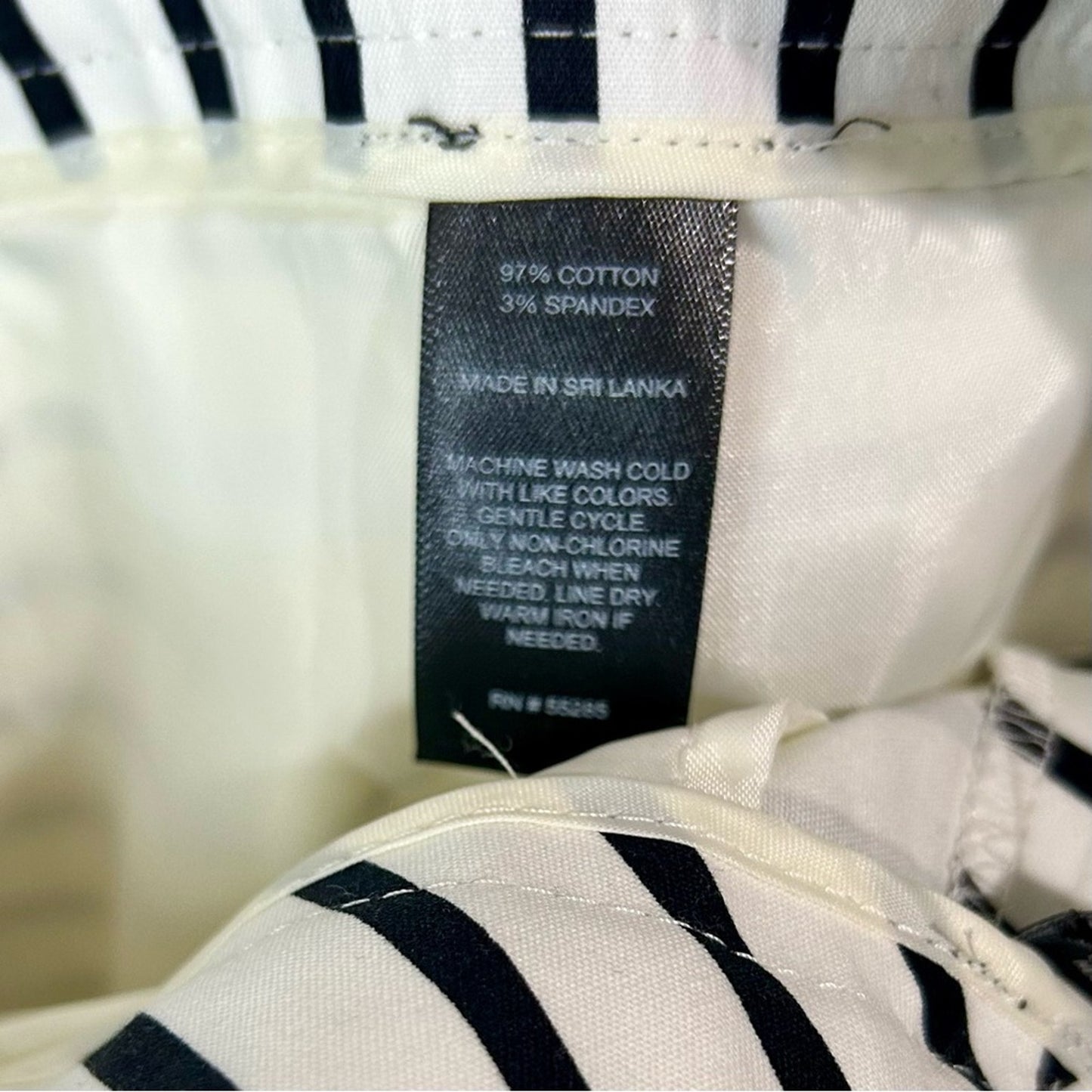 Express Women’s Columnist Ankle Dress Pant Black and White Striped Size 6 NWT
