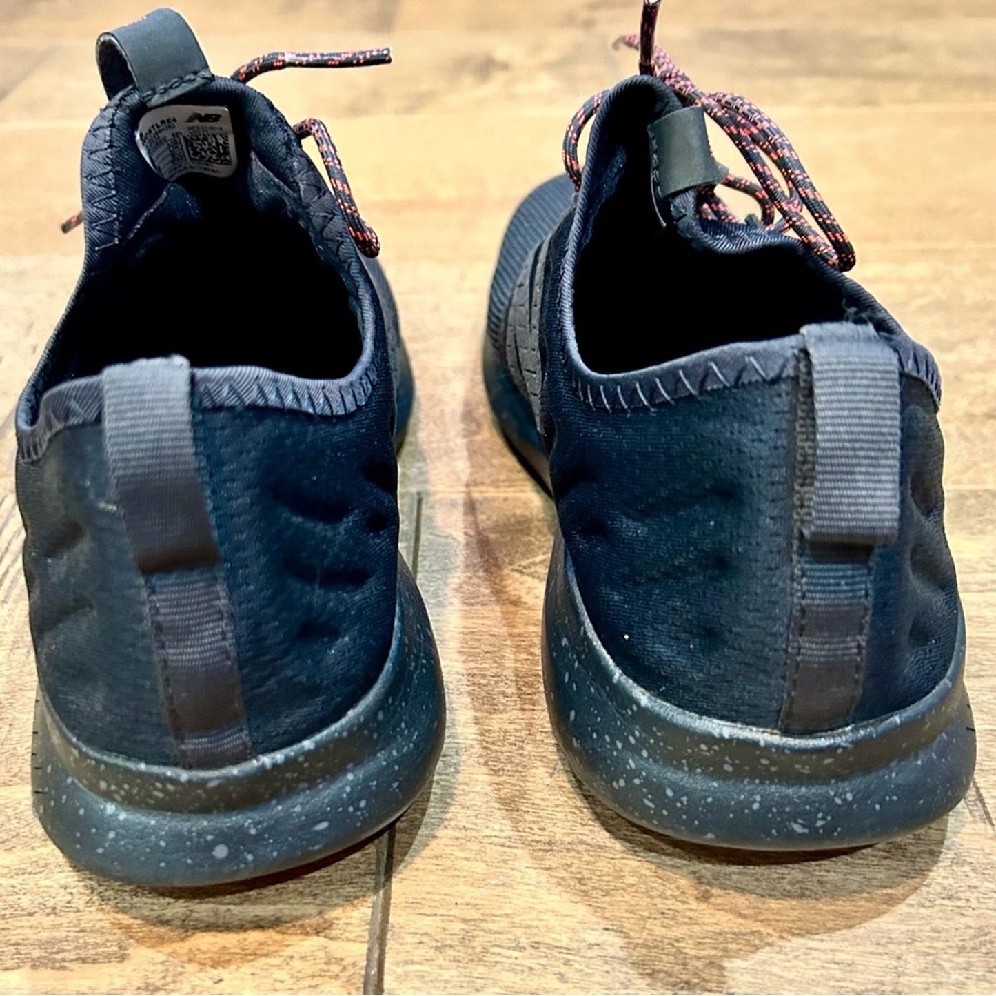 New Balance Women’s FuelCore Coast V4 City Stealth Running Sneakers Black 8 EUC