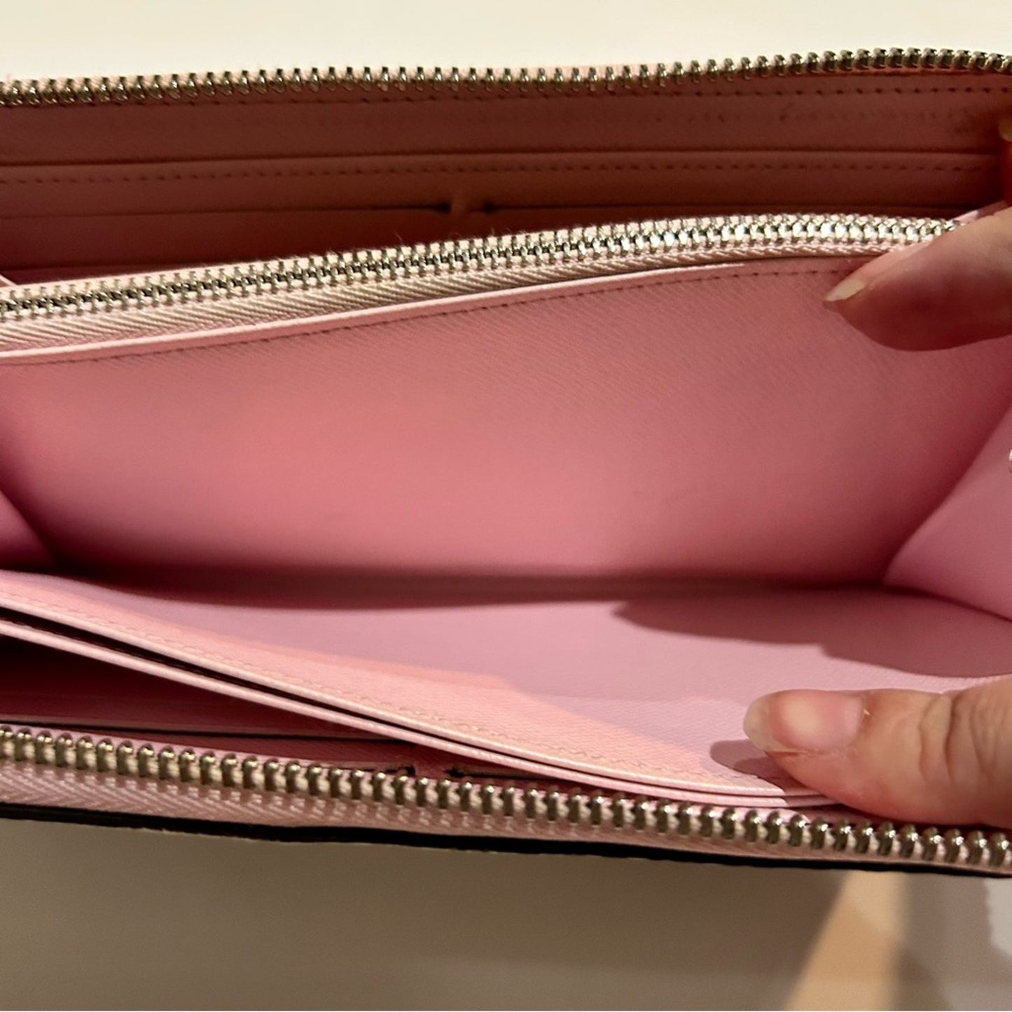 Louis Vuitton Monogram Escale Zippy Wallet Pastel Tie Dye w/ Dust Bag Box EUC
