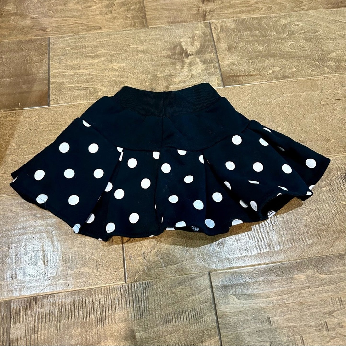 Girls Polka Dot Skirt Black White Size 6 EUC Cute Girly Flowy Summer Fun