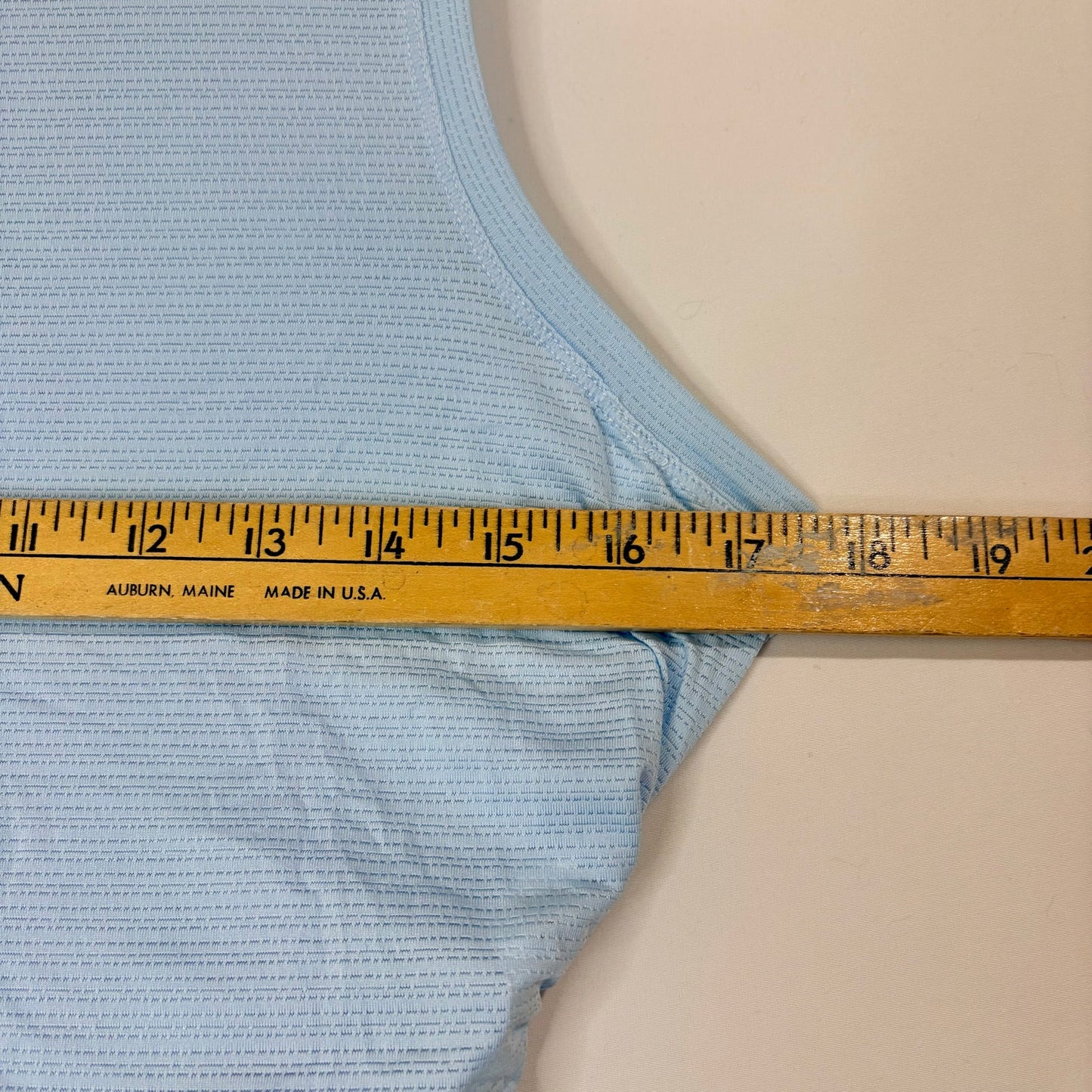 Halara Women’s Sleeveless Crisscross Back Cropped Tank Top Light Blue Size XS NWT Athletic