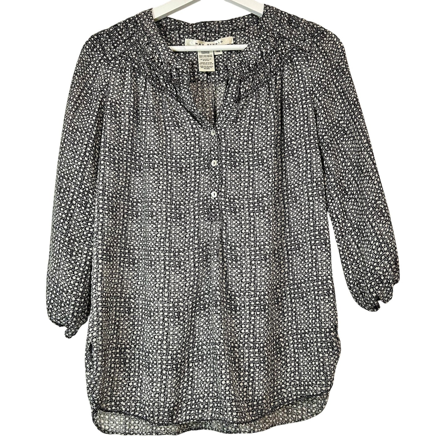 Max Studio Women’s 3/4 Sleeve Half Button Blouse Black White Print Size XS Sheer Lightweight Polyester