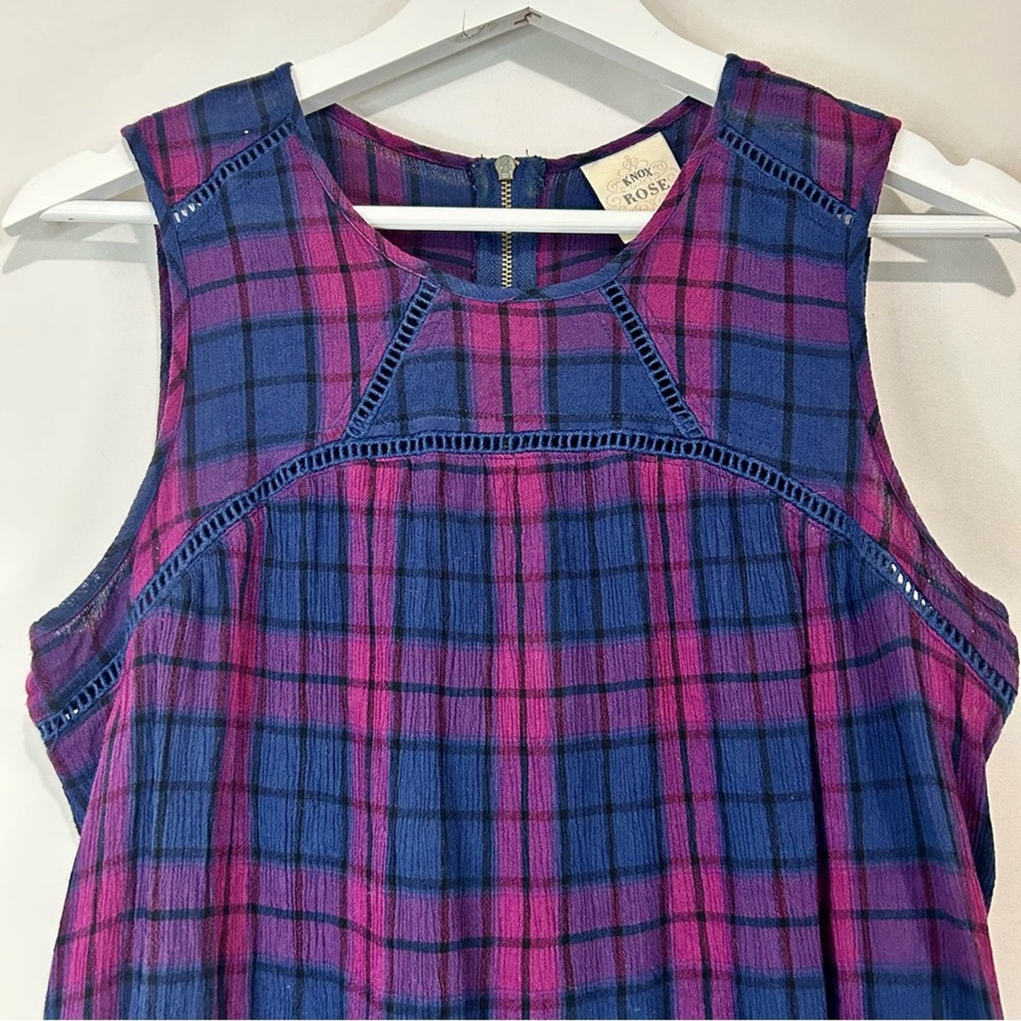 Knox Rose Women’s Sleeveless Plaid Flowy Top Blue Purple Size Medium EUC Girly