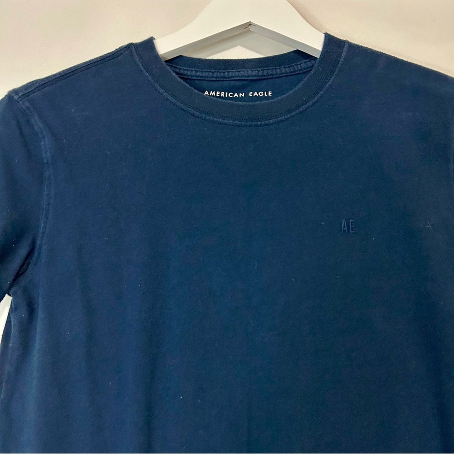 American Eagle Men's Slim Fit Short Sleeve T-Shirt Navy Blue Size XS EUC