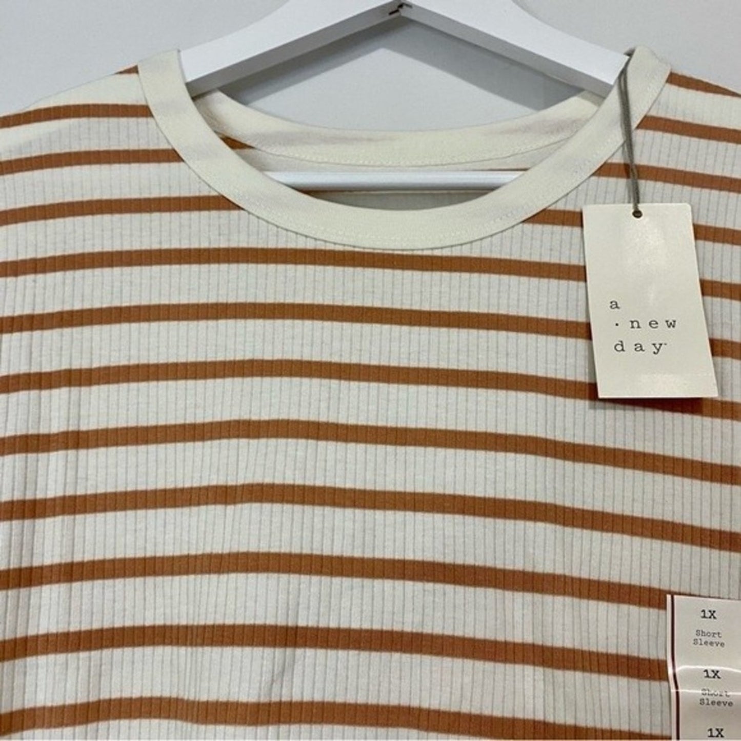 A New Day Women’s Round Neck Ribbed Short Sleeve Tee Brown & White Stripe NWT