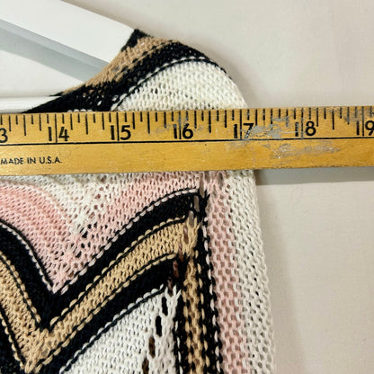 Audrey Parks x Francesca’s Women’s Crochet Knit Cropped Sweater Chevron Pink White Size Small EUC