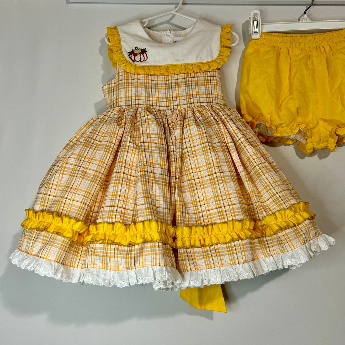 Two Roosters Clothing Girls Jasmine's Be Thankful Dress w/ Bloomers Yellow Size 5 EUC Embroidered Fall