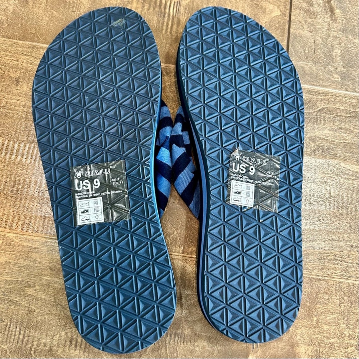 Kuailu Women’s Foam Fabric Flip Flops Blue Size 9 NEW Casual Summer Vacation