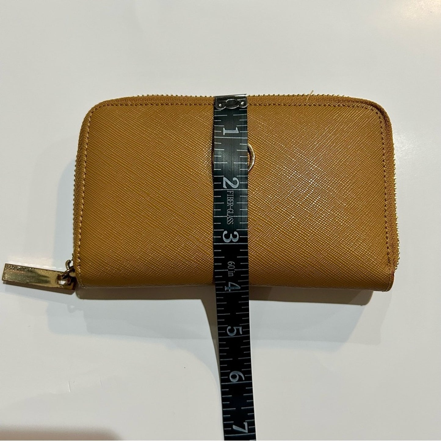 Tory Birch Robinson Zip Around Mini Wallet Saffiano Leather Tan EUC Luxury Logo