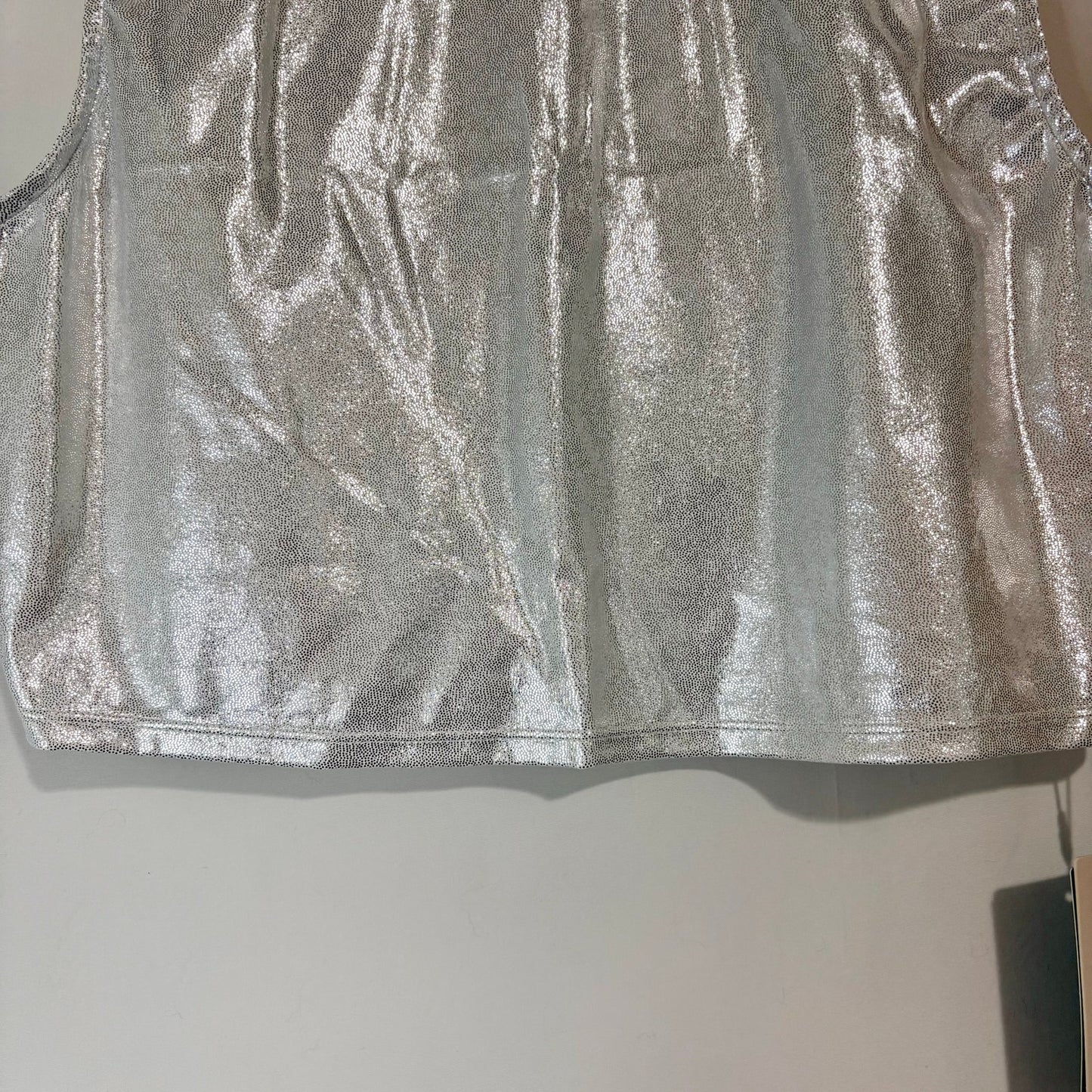 Halara Women’s Shiny Metallic Sleeveless Mockneck Crop Top Silver Size Large NWT