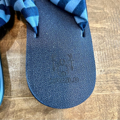 Kuailu Women’s Foam Fabric Flip Flops Blue Size 9 NEW Casual Summer Vacation