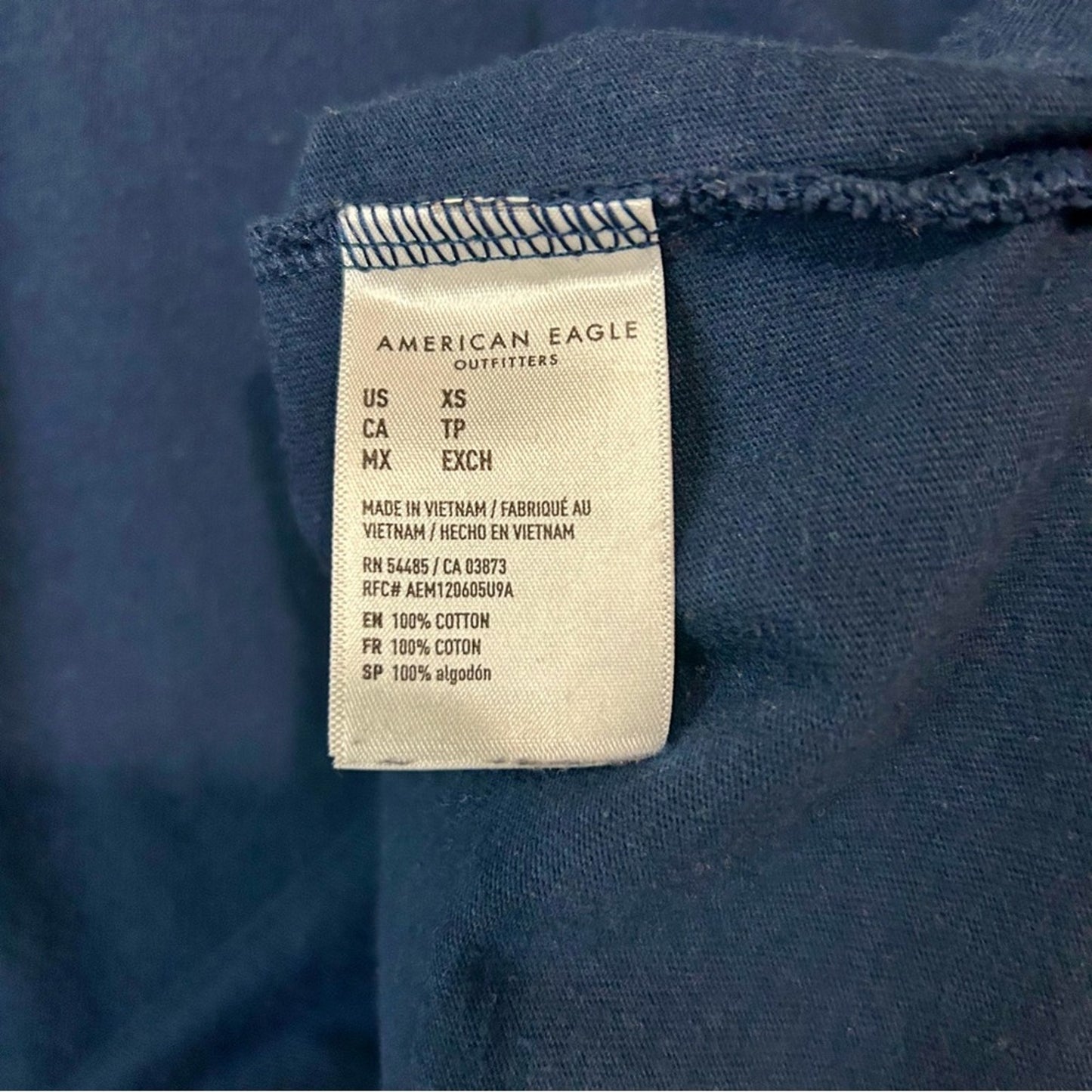 American Eagle Men's Slim Fit Short Sleeve T-Shirt Navy Blue Size XS EUC