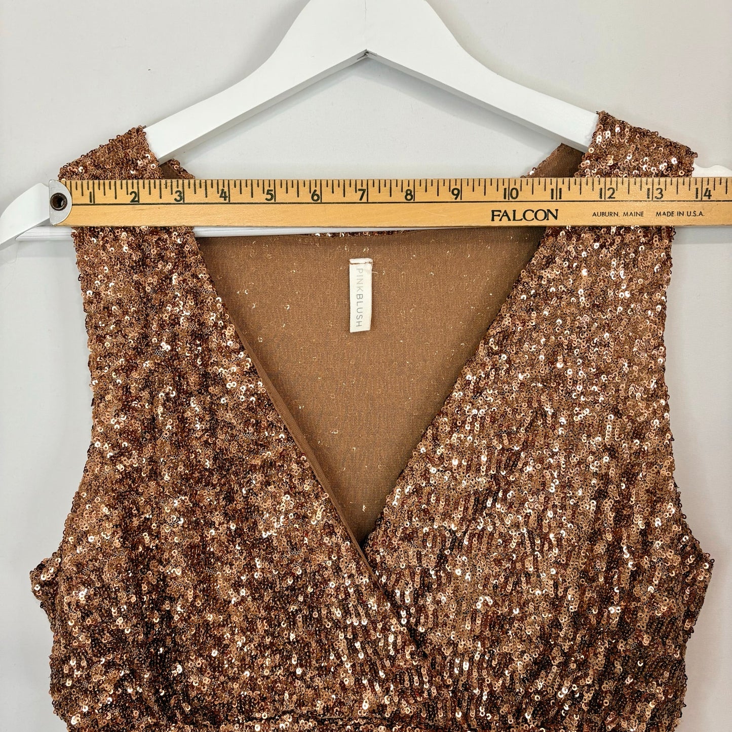 PinkBlush Women’s Sequin Maternity V Neck Sleeveless Evening Gown Gold Med EUC