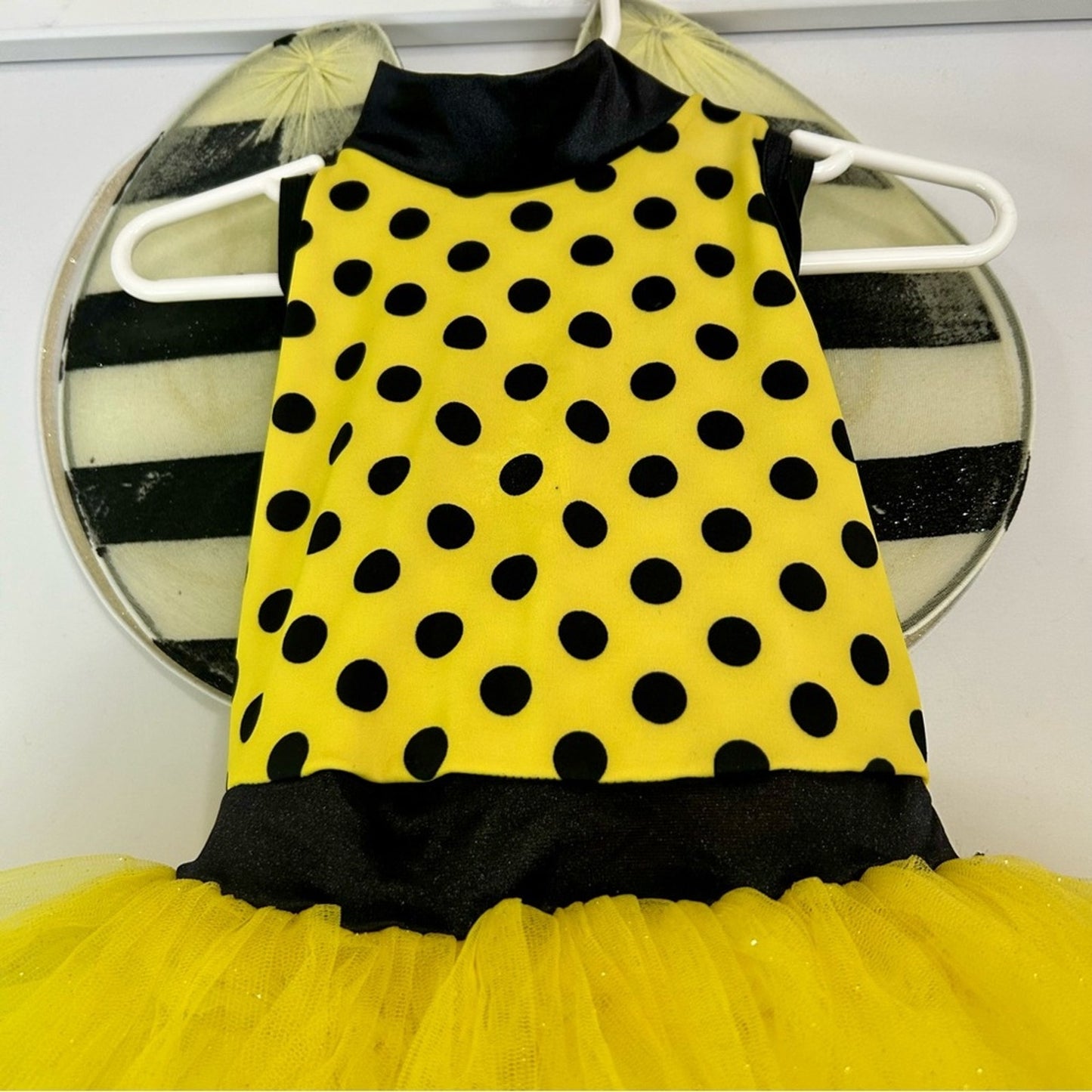 Weissman Girls Bumble Bee Polkadot Leotard Dance Costume Yellow Black XS EUC