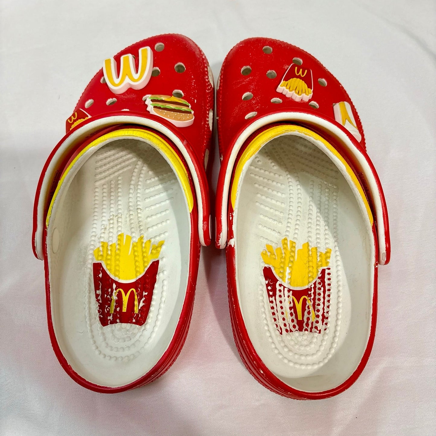 McDonald’s x Crocs Classic Clogs Jibbitz Charms Men’s 6 Women’s 8 Limited Edition