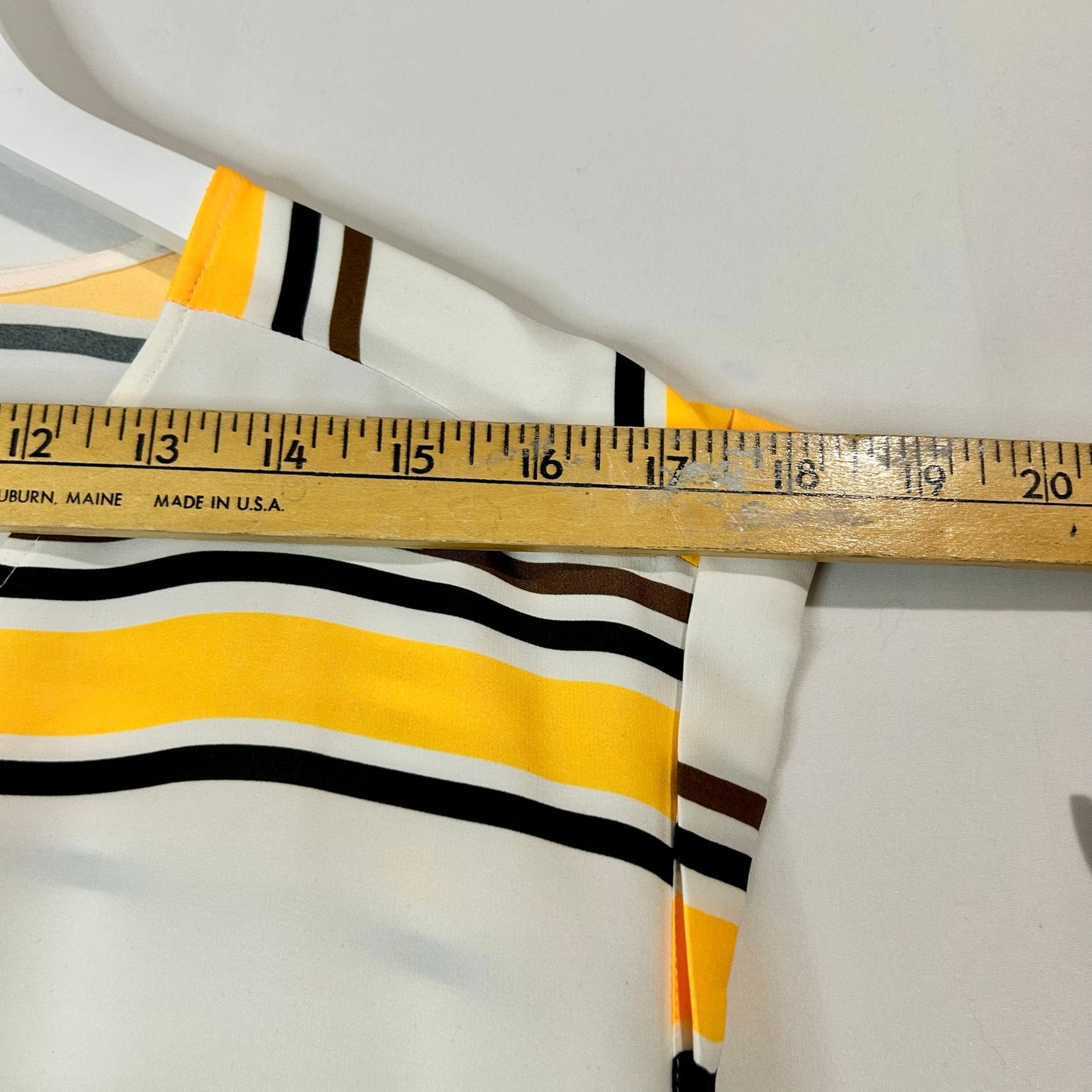 Express Women’s Striped Cap Sleeve Half-Zip Blouse Size XS Yellow/White/Brown/Black EUC