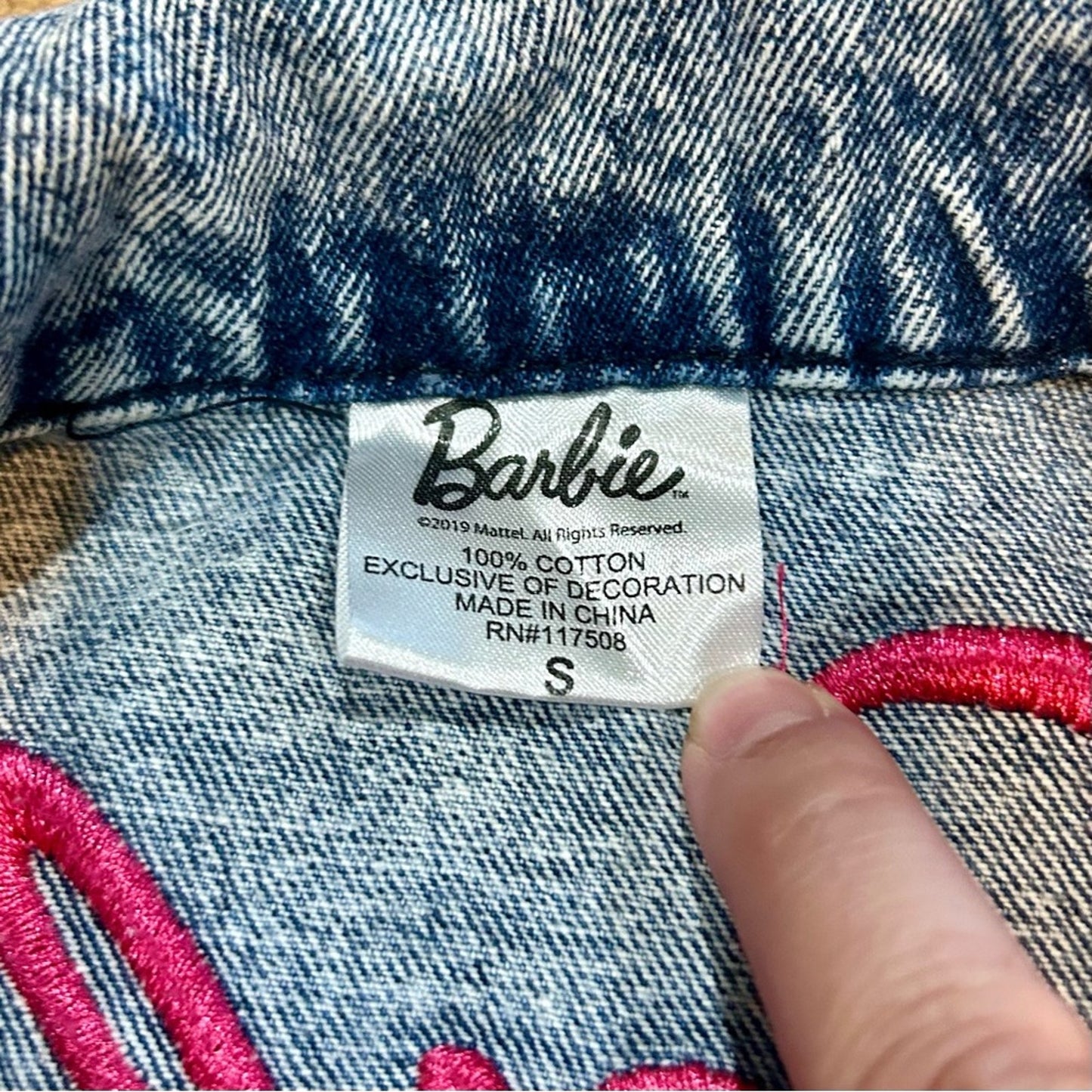 Barbie Mattel Girls Embroidered Logo Denim Jacket Blue Size Small EUC Jean Cute
