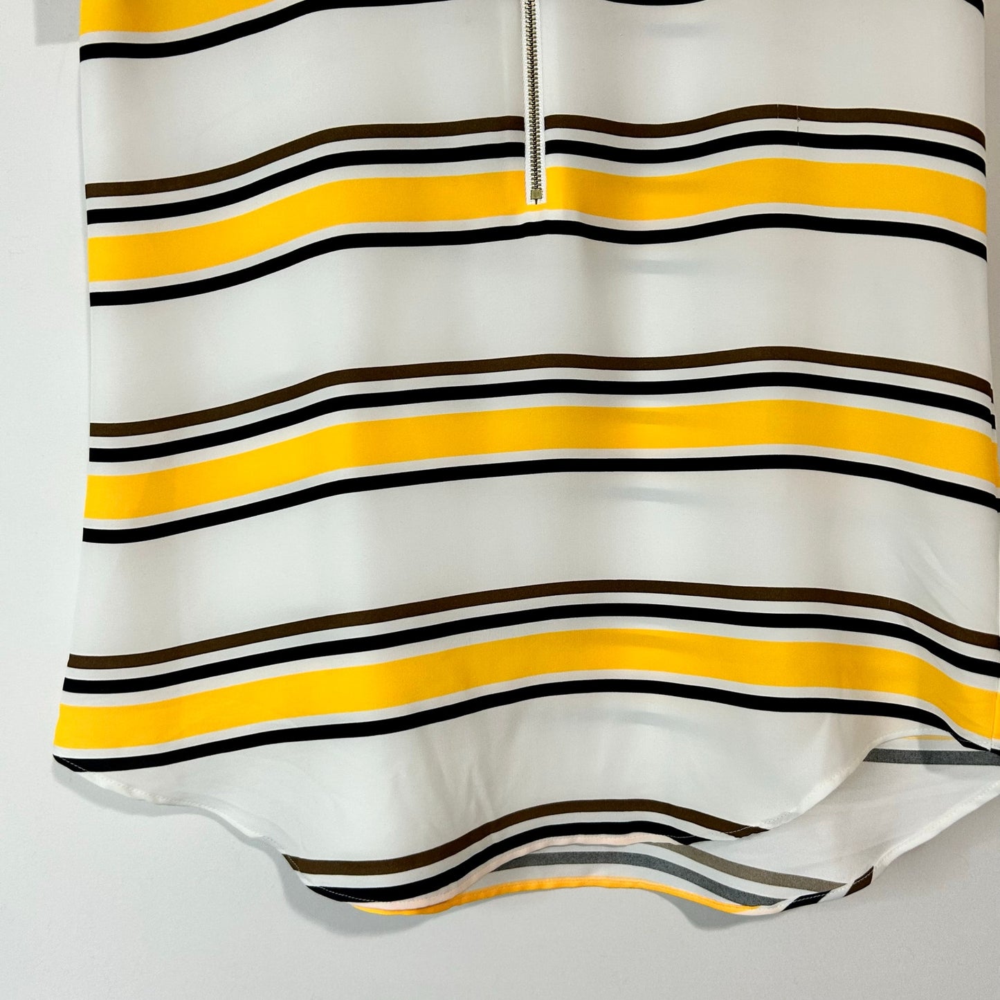 Express Women’s Striped Cap Sleeve Half-Zip Blouse Size XS Yellow/White/Brown/Black EUC