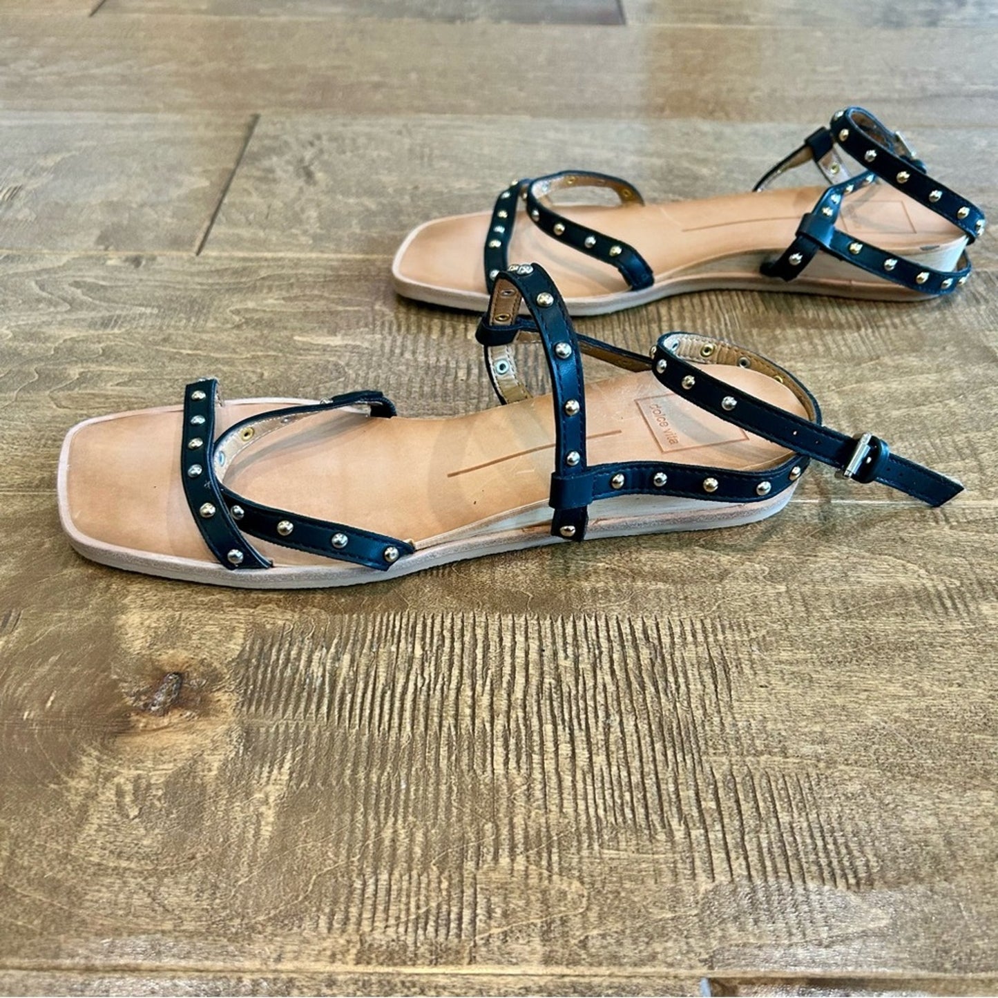 Dolce Vita Women’s Rozie Strappy Studded Sandals Black Size 8 EUC Gladiator