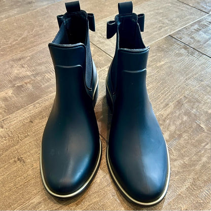 Kate Spade NY Women’s Sedgwick Chelsea Ankle Rain Boots Black Size 6 EUC Bow