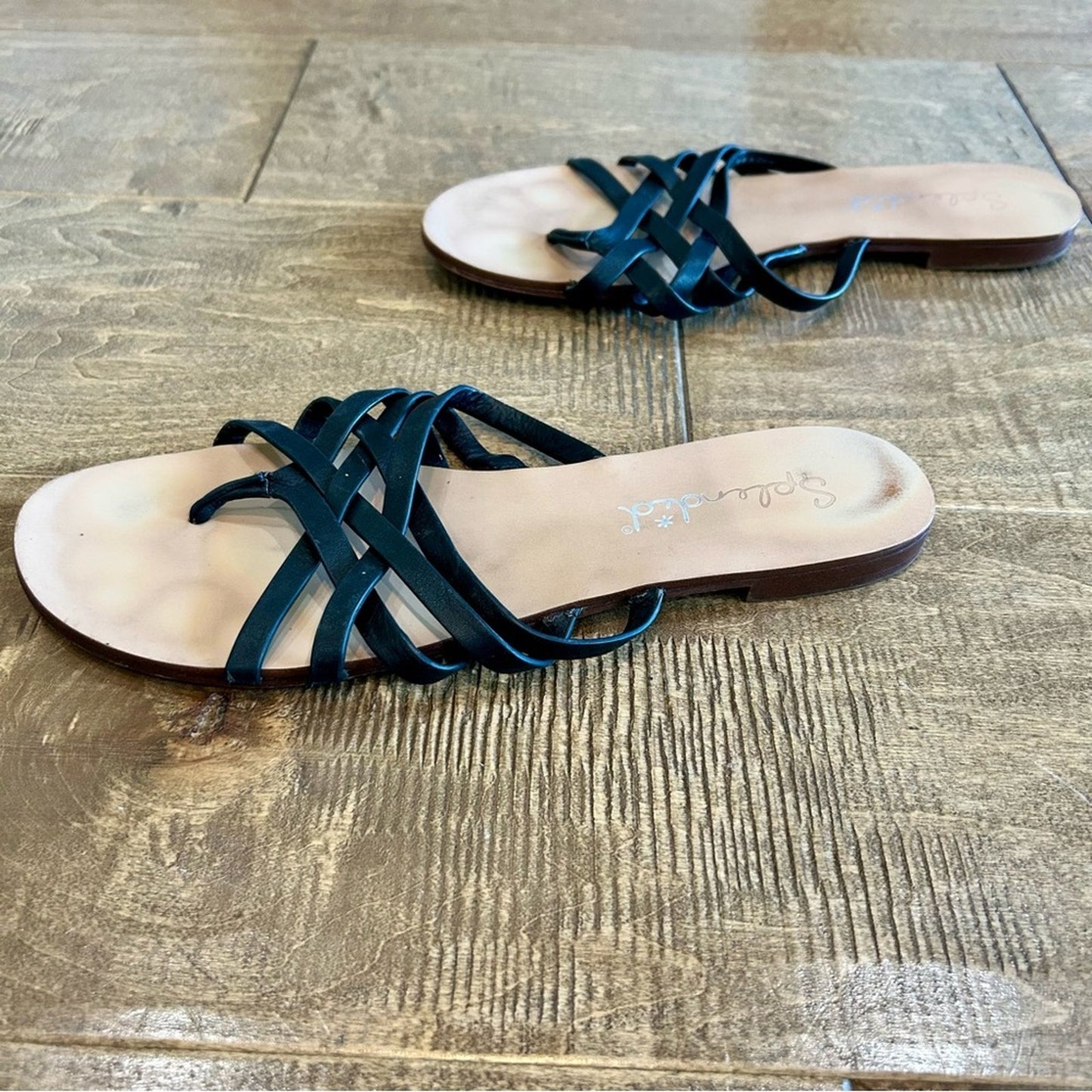 Splendid Women’s Strappy Thong Sandals Black Size 7.5 EUC Leather Summer Girly