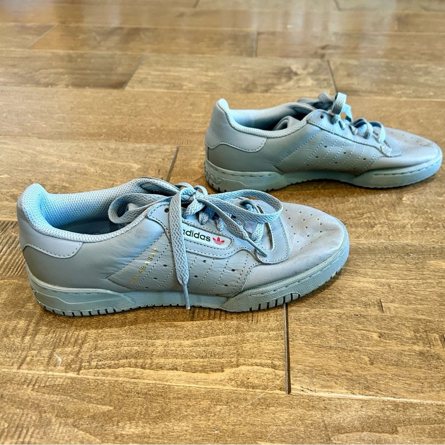 Adidas Yeezy Powerphase Calabasas Men’s Sneakers Gray Size 5.5 EUC Athletic