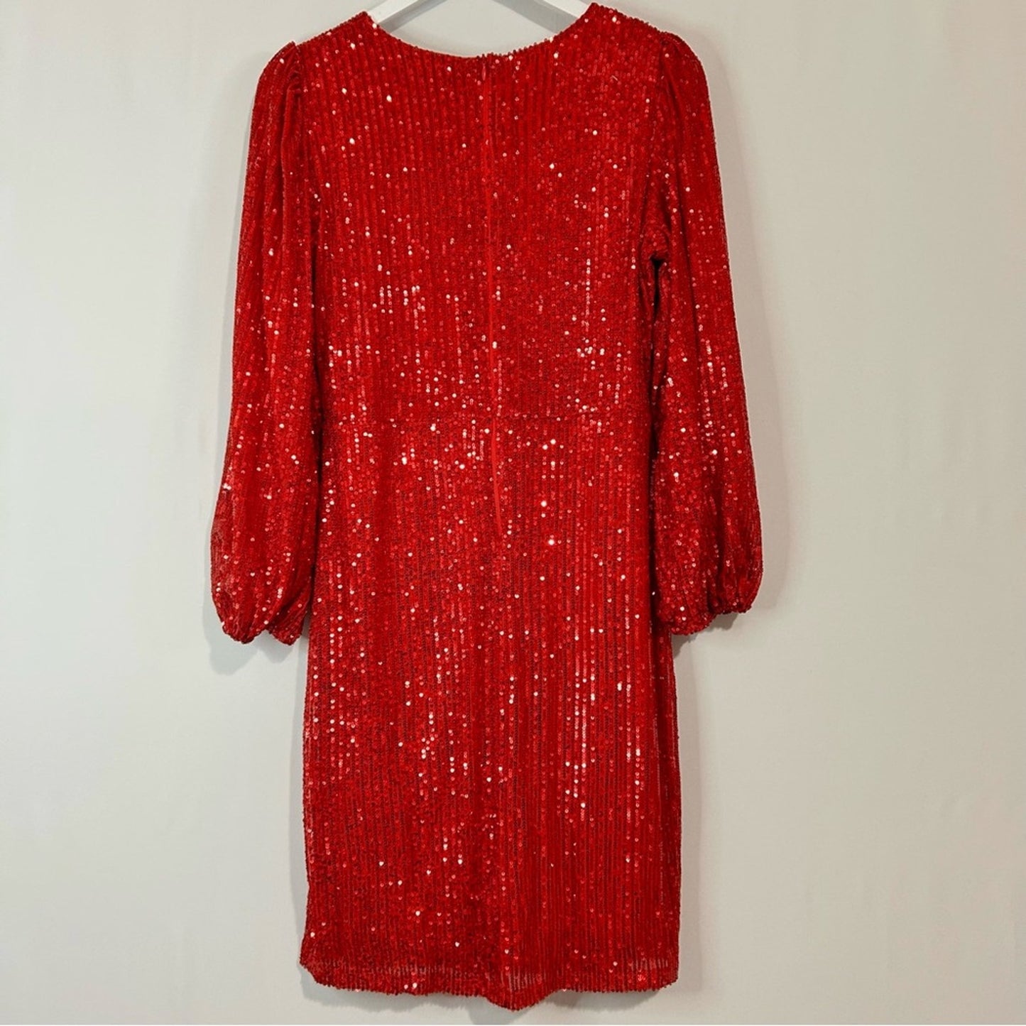 Ivy City Co Women’s Sequin Holiday Midi Dress Red Size Medium NWT Girly Party