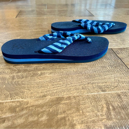 Kuailu Women’s Foam Fabric Flip Flops Blue Size 9 NEW Casual Summer Vacation