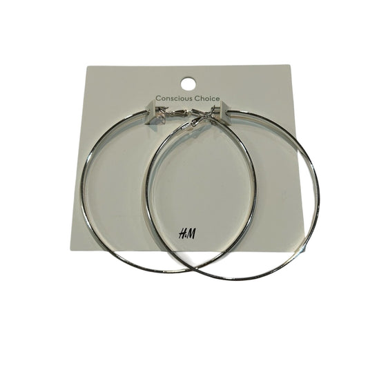 H&M Women’s Large Silver Hoop Earrings NWT Girly Cute Classic Trendy Stylish
