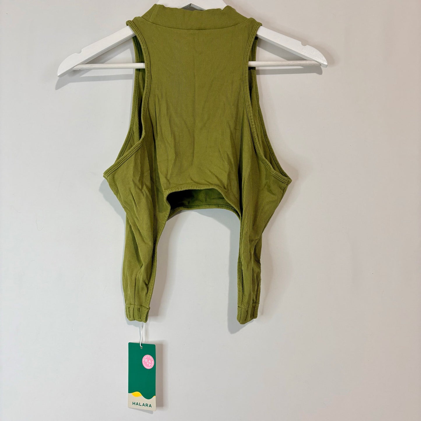 Halara Women’s Sleeveless High Neck Cropped Tank Top Olive Green Size XL NWT Button Detail