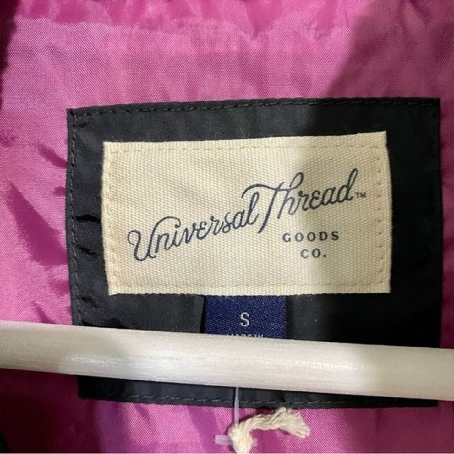 Universal Thread Women’s Faux Sherpa Double Zip Jacket Black Pink Interior NWT