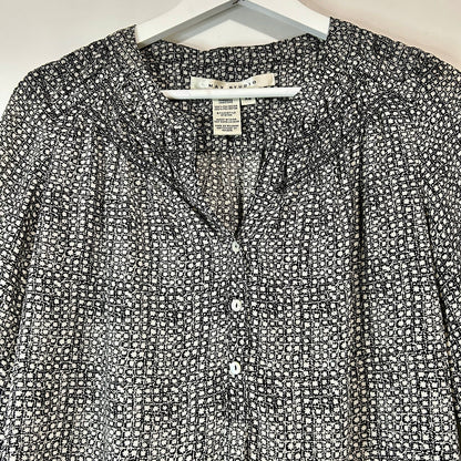 Max Studio Women’s 3/4 Sleeve Half Button Blouse Black White Print Size XS Sheer Lightweight Polyester