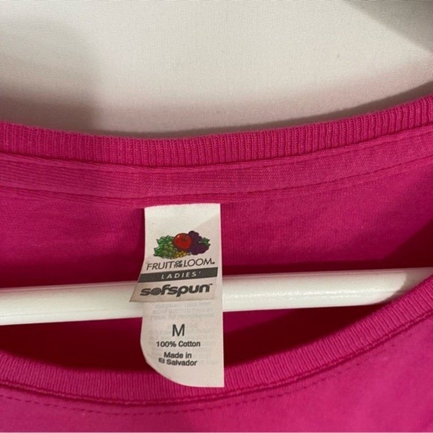 Fruit of the Loom Women’s Casual Short Sleeve Crewneck Tee Shirt Pink NWOT