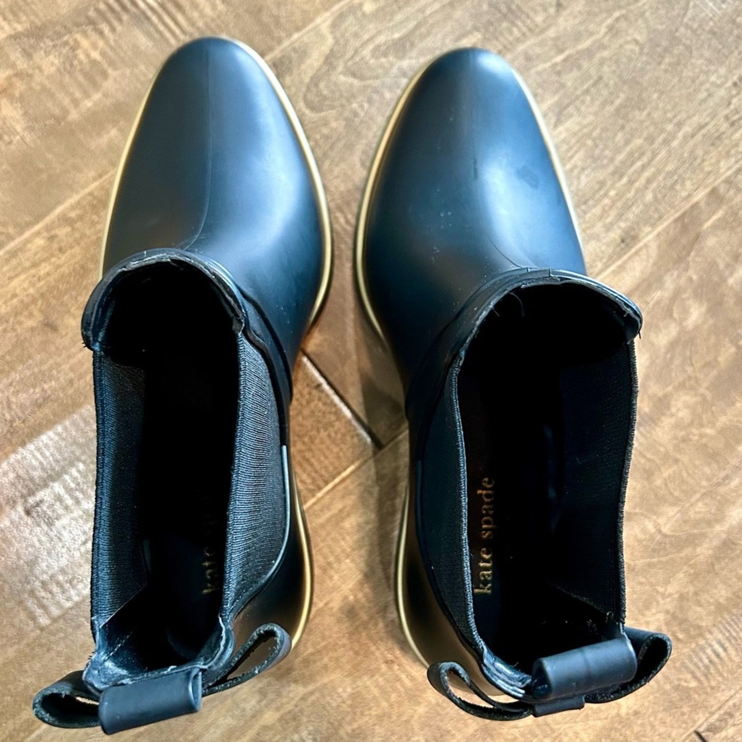 Kate Spade NY Women’s Sedgwick Chelsea Ankle Rain Boots Black Size 6 EUC Bow