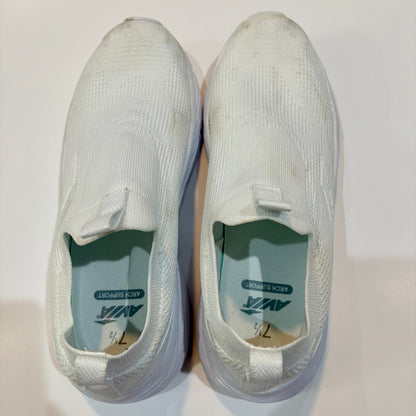 Avia Women’s Knit Slip-On Athletic Sneakers White Size 7.5 Lightweight Used