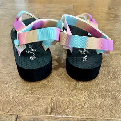 Jynx Women’s Suri Tie Dye Rainbow Strappy Sandals Black Pink NEW Summer Outdoor