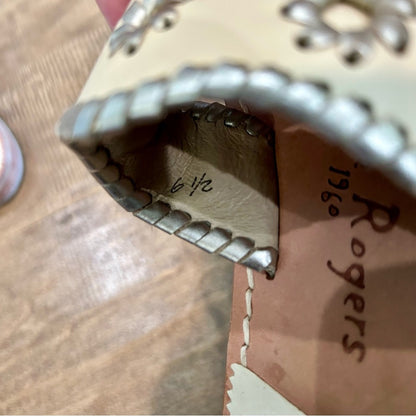 Jack Rogers Women’s Flat Woven Sandals Silver Cream Size 6.5 EUC Preppy Girly