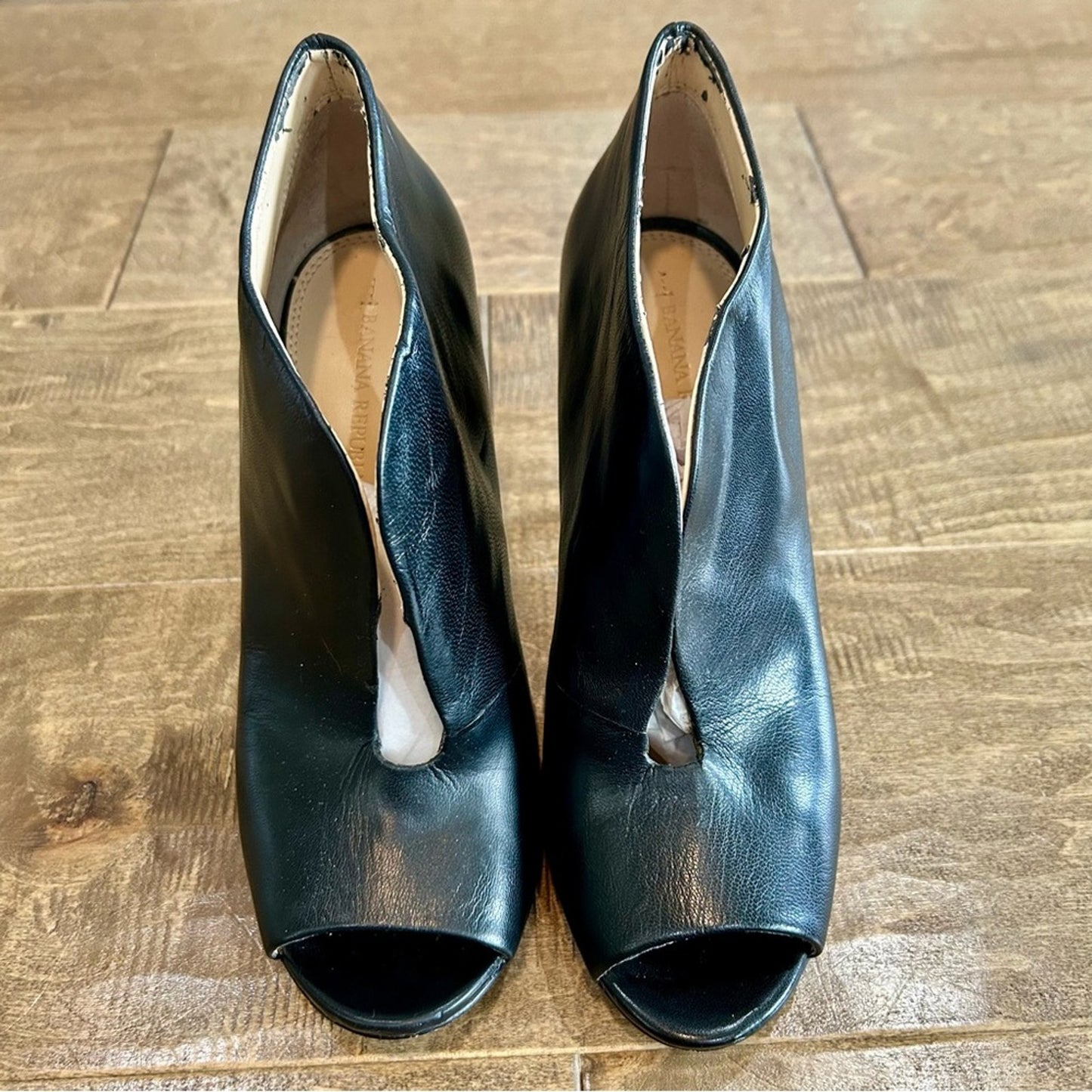 Banana Republic Women’s Leather Peep Toe Ankle Booties Black Size 8.5 Used Girly