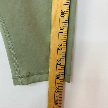 All in Motion Women’s Athletic Leggings Pockets Pale Green Size Medium EUC