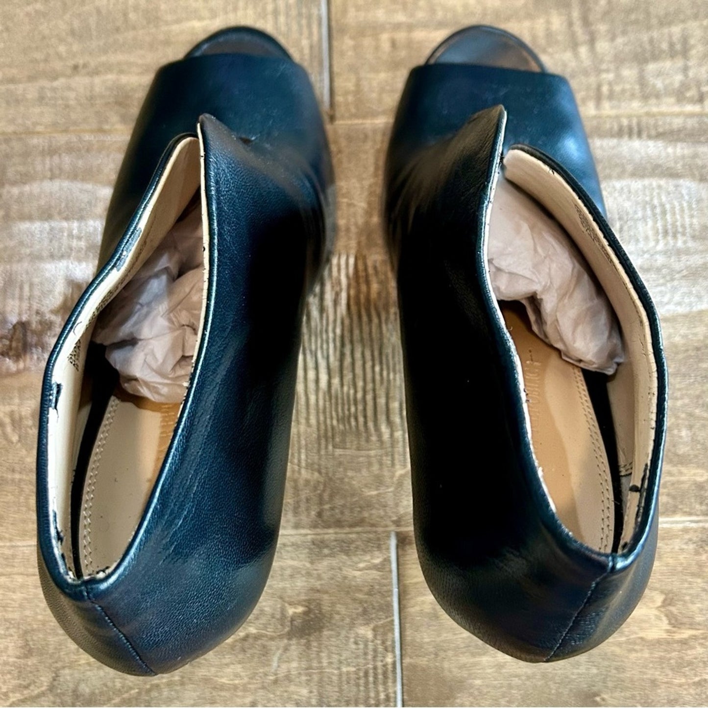 Banana Republic Women’s Leather Peep Toe Ankle Booties Black Size 8.5 Used Girly