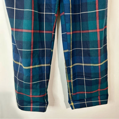 Urban Outfitters Women’s Paige Pleated Cropped Straight Leg Trouser Pant Green