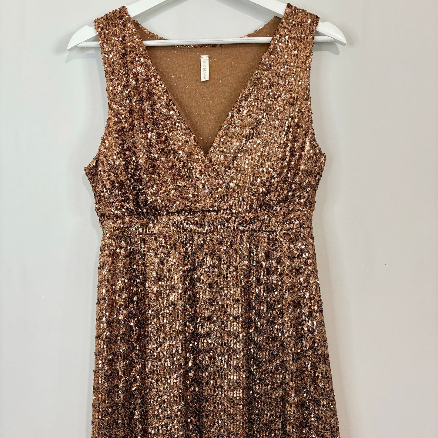 PinkBlush Women’s Sequin Maternity V Neck Sleeveless Evening Gown Gold Med EUC