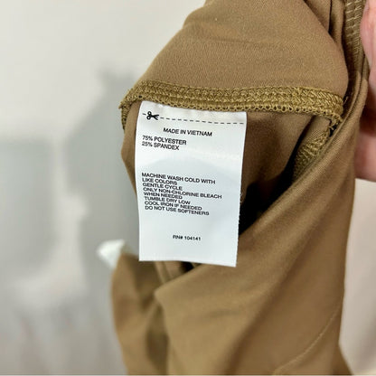 DSG Women’s Momentum Cadet High Waist Flare Slit Pants Tan Size Medium EUC